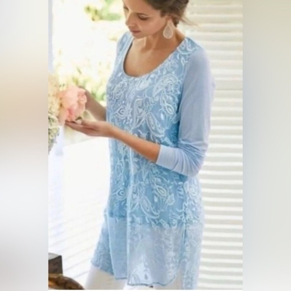 Soft Surroundings Silk Blend Embroidered Tunic Top Ice Blue Ethereal romantic‎